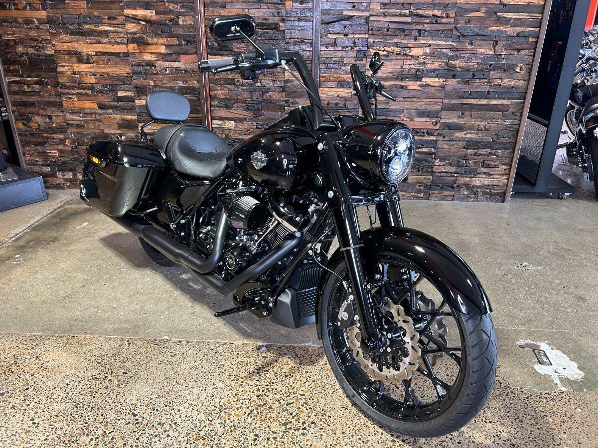 2024 HARLEY-DAVIDSON FLHRXS ROAD KING SPECIAL CRUISER