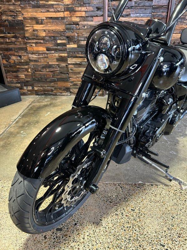 2024 HARLEY-DAVIDSON FLHRXS ROAD KING SPECIAL CRUISER