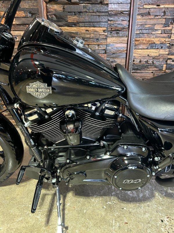2024 HARLEY-DAVIDSON FLHRXS ROAD KING SPECIAL CRUISER