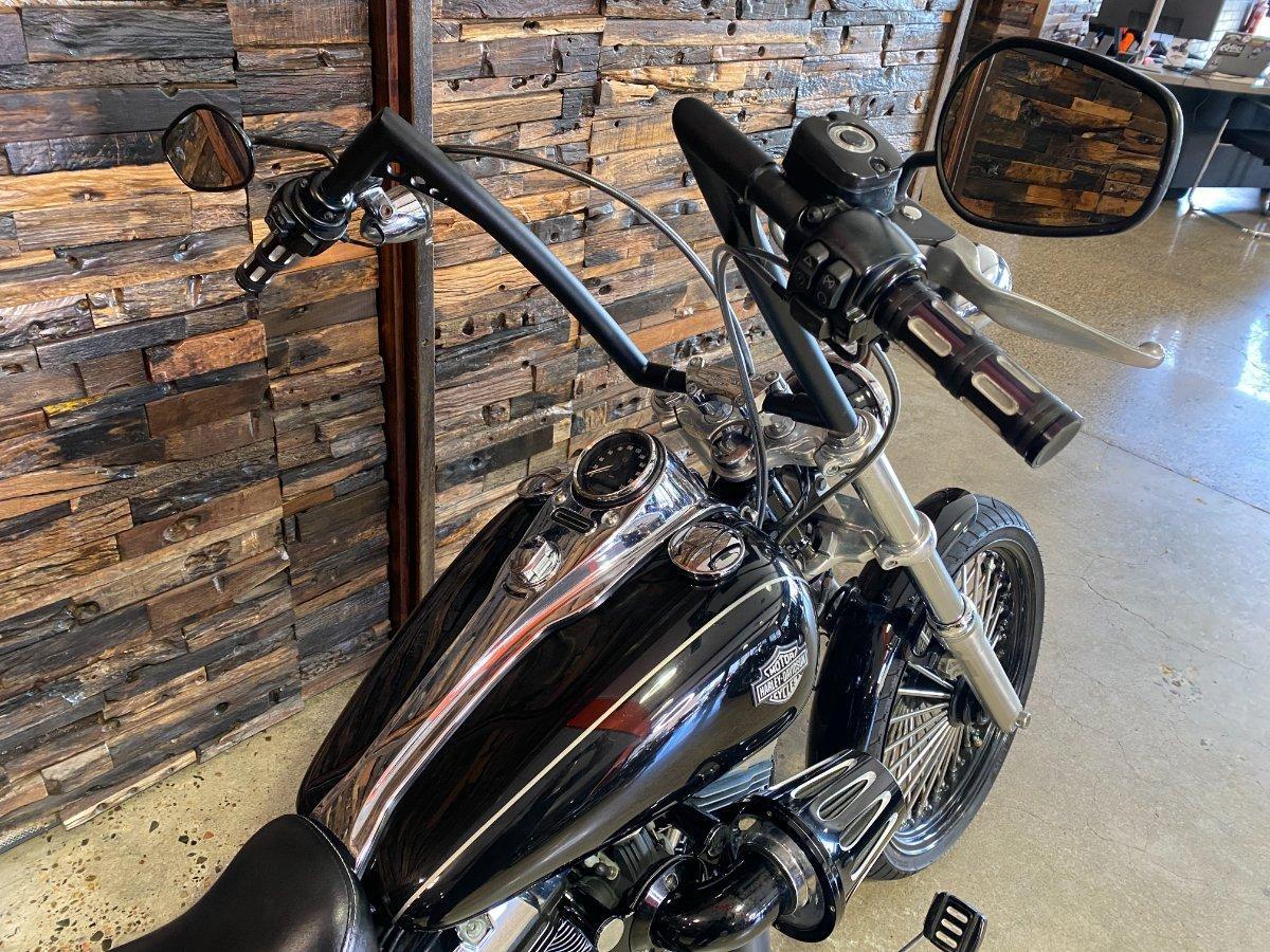 2017 HARLEY-DAVIDSON FXDWG WIDE GLIDE CRUISER