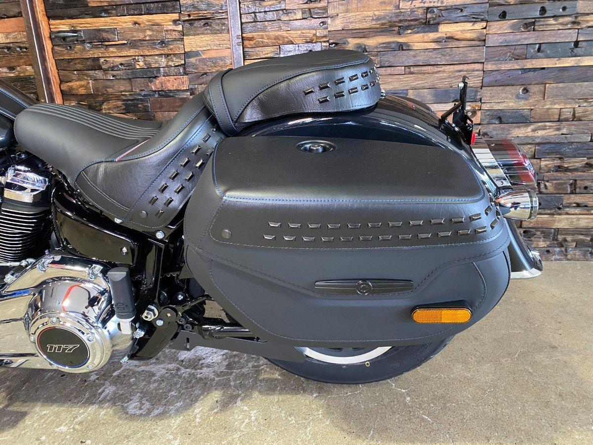 2026 HARLEY-DAVIDSON FLHC HERITAGE CLASSIC (117) CRUISER