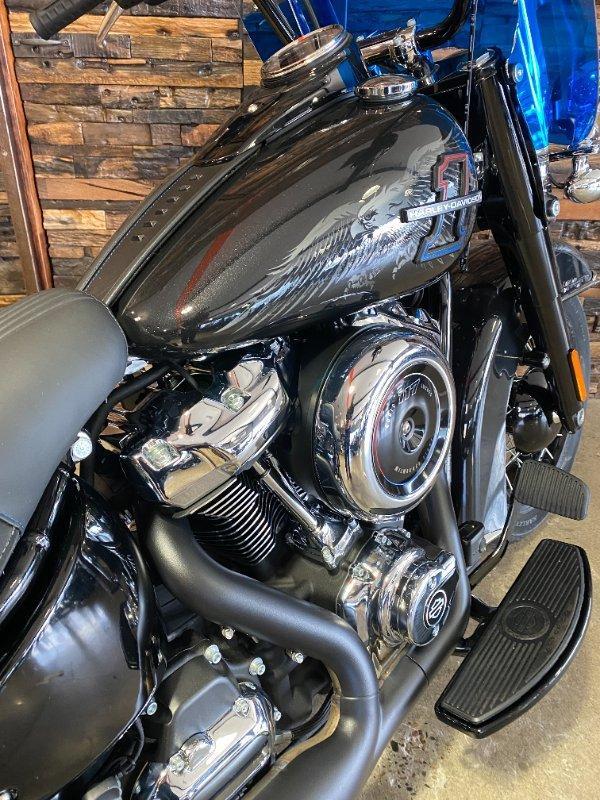 2026 HARLEY-DAVIDSON FLHC HERITAGE CLASSIC (117) CRUISER