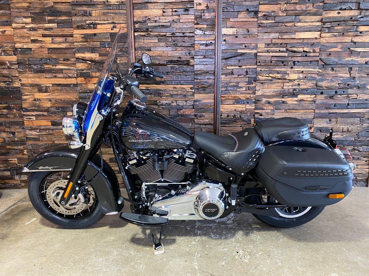 2026 HARLEY-DAVIDSON FLHC HERITAGE CLASSIC (117) CRUISER