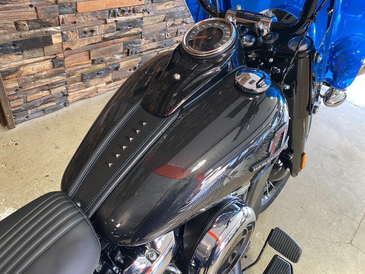 2026 HARLEY-DAVIDSON FLHC HERITAGE CLASSIC (117) CRUISER