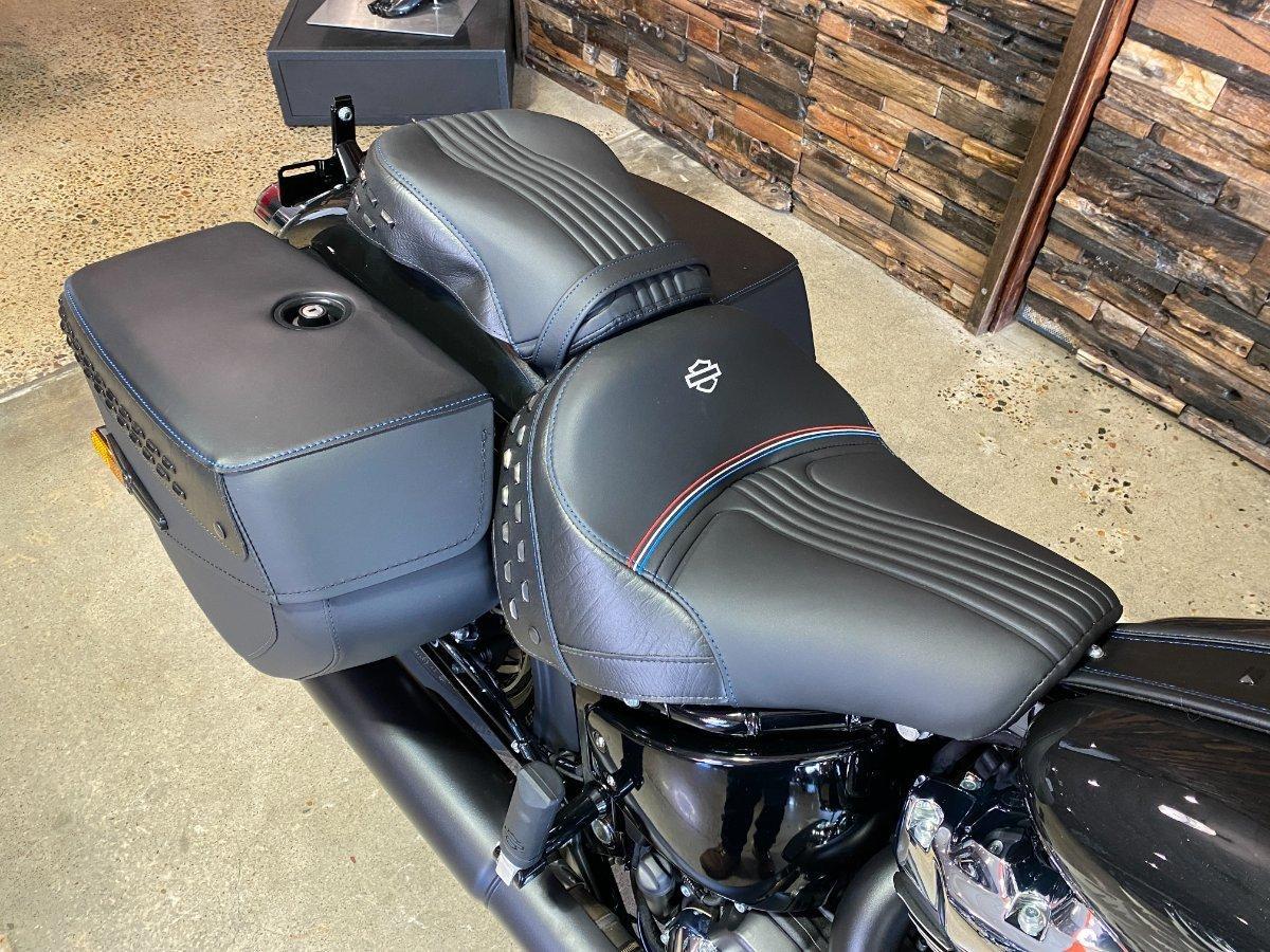 2026 HARLEY-DAVIDSON FLHC HERITAGE CLASSIC (117) CRUISER
