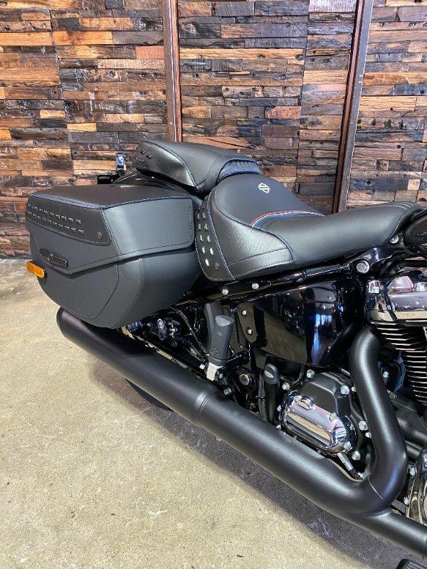 2026 HARLEY-DAVIDSON FLHC HERITAGE CLASSIC (117) CRUISER