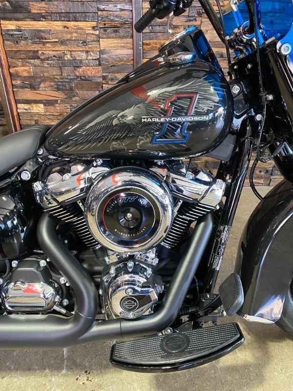 2026 HARLEY-DAVIDSON FLHC HERITAGE CLASSIC (117) CRUISER