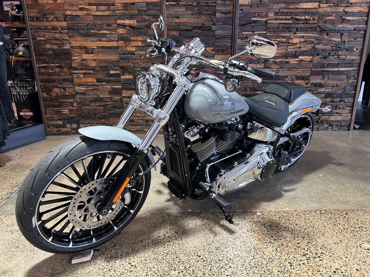 2026 HARLEY-DAVIDSON FXBR BREAKOUT (117) CRUISER