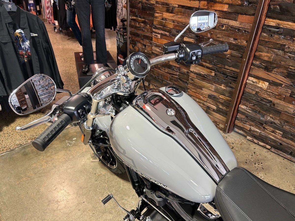 2026 HARLEY-DAVIDSON FXBR BREAKOUT (117) CRUISER