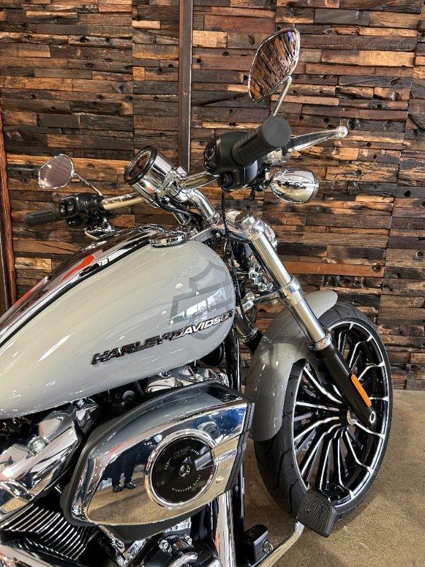 2026 HARLEY-DAVIDSON FXBR BREAKOUT (117) CRUISER