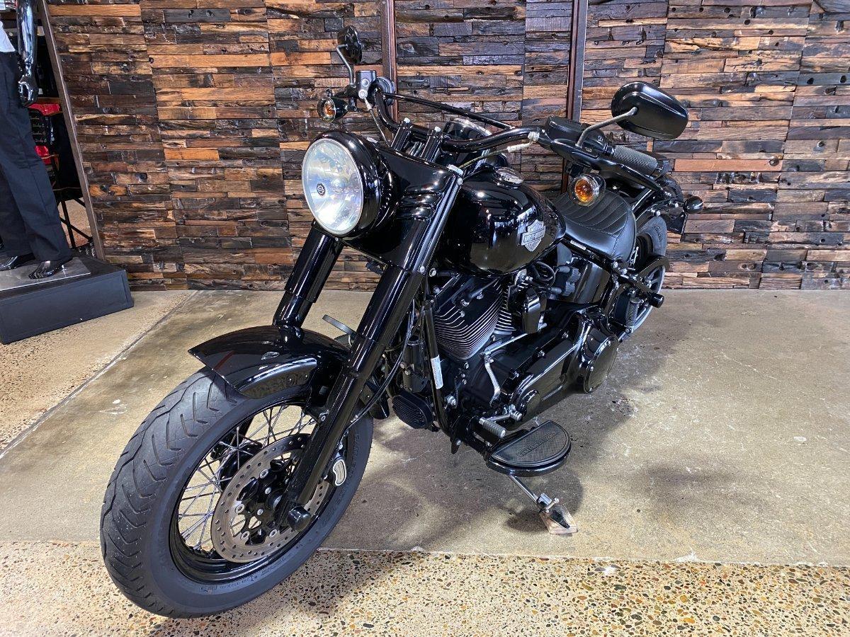 2017 HARLEY-DAVIDSON FLSS SOFTAIL SLIM S CRUISER