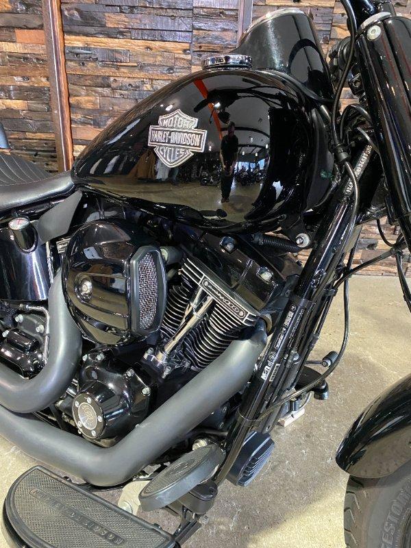 2017 HARLEY-DAVIDSON FLSS SOFTAIL SLIM S CRUISER