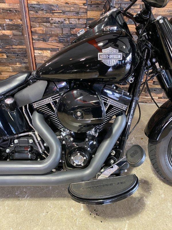 2017 HARLEY-DAVIDSON FLSS SOFTAIL SLIM S CRUISER