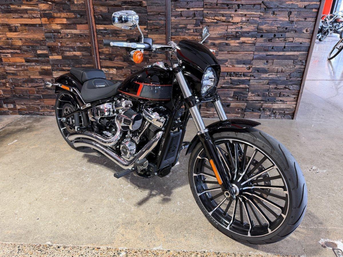 2023 HARLEY-DAVIDSON FXBR BREAKOUT (117) CRUISER