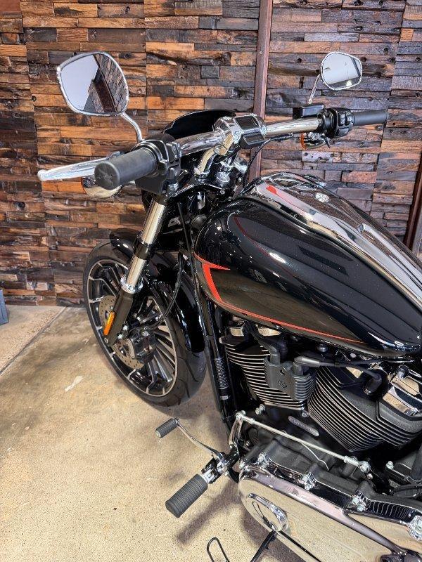 2023 HARLEY-DAVIDSON FXBR BREAKOUT (117) CRUISER