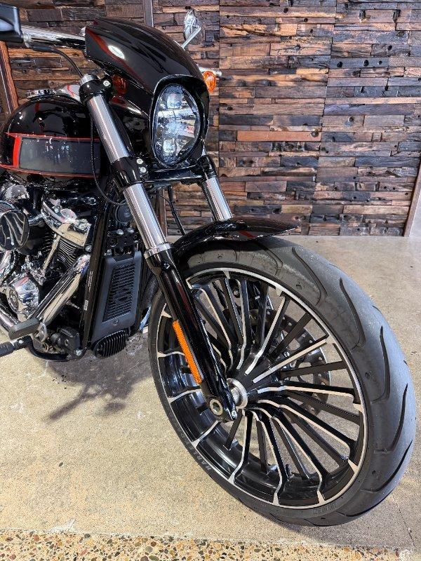 2023 HARLEY-DAVIDSON FXBR BREAKOUT (117) CRUISER