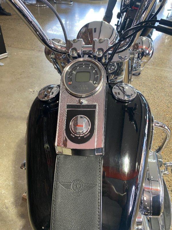 2012 HARLEY-DAVIDSON FLSTF FAT BOY CRUISER