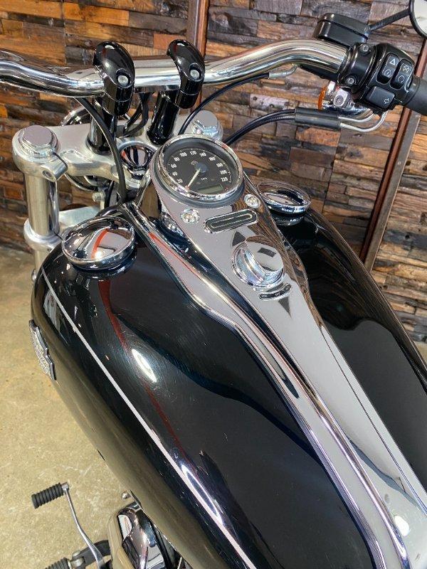 2017 HARLEY-DAVIDSON FXDWG WIDE GLIDE CRUISER