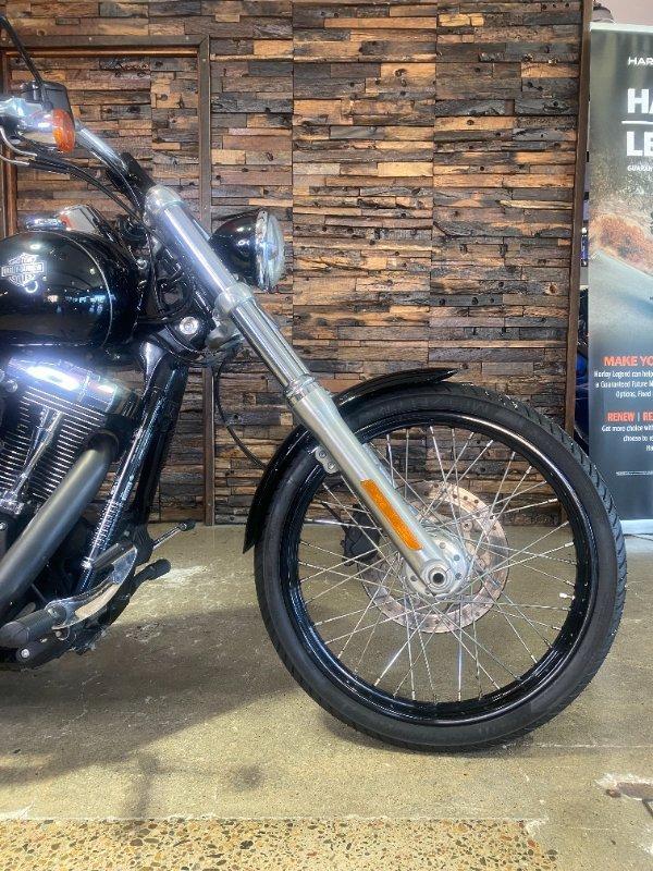2017 HARLEY-DAVIDSON FXDWG WIDE GLIDE CRUISER
