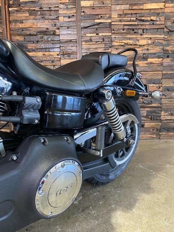 2017 HARLEY-DAVIDSON FXDWG WIDE GLIDE CRUISER