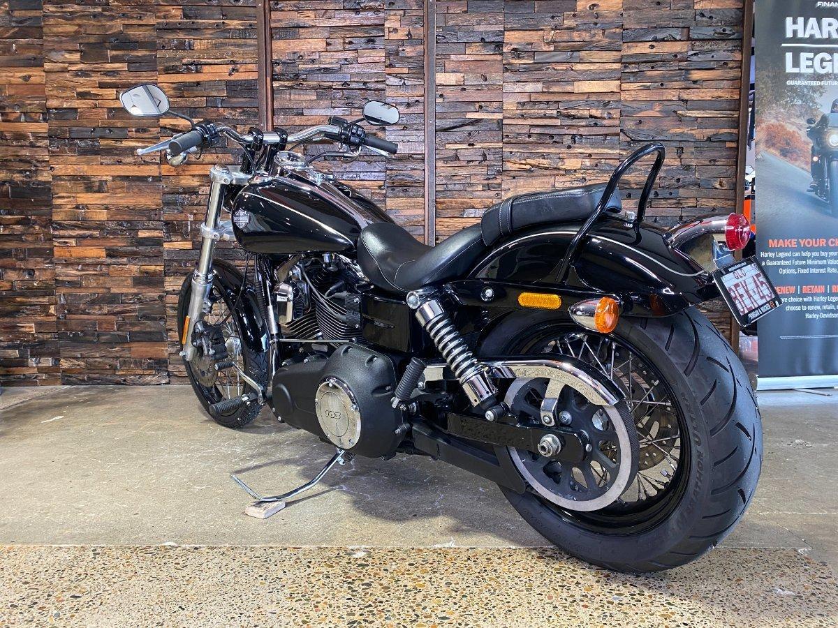 2017 HARLEY-DAVIDSON FXDWG WIDE GLIDE CRUISER