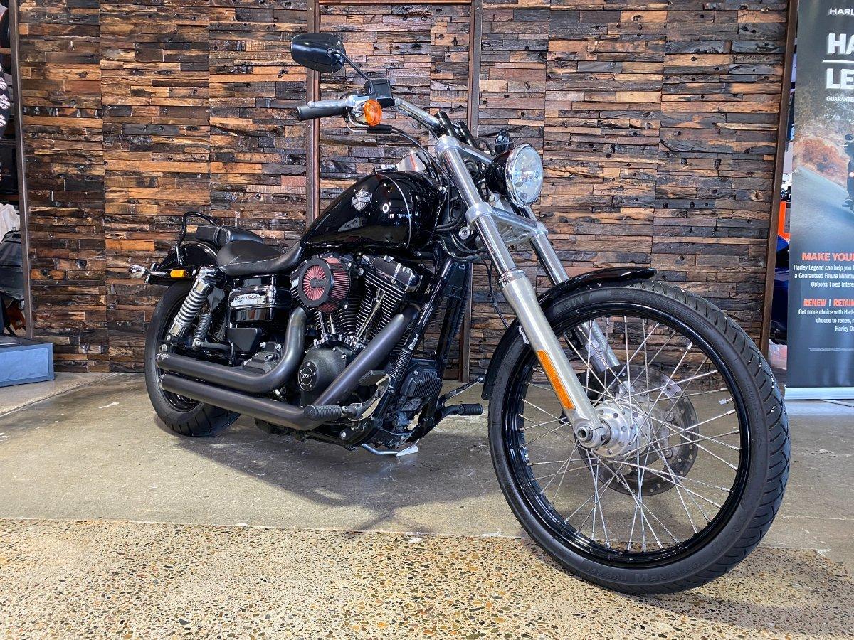 2017 HARLEY-DAVIDSON FXDWG WIDE GLIDE CRUISER