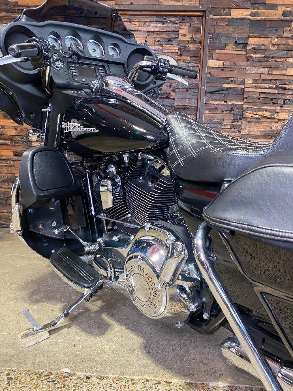 2014 HARLEY-DAVIDSON FLHX STREET GLIDE CRUISER