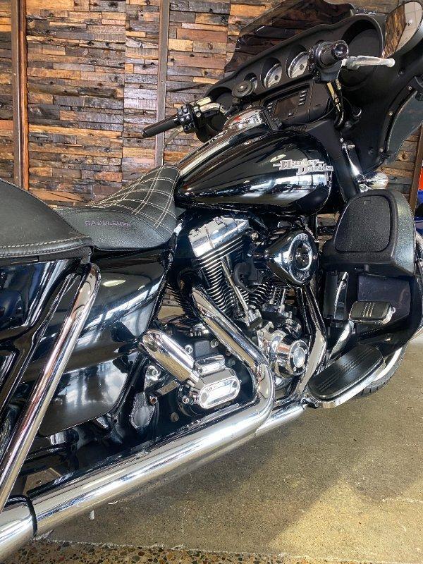 2014 HARLEY-DAVIDSON FLHX STREET GLIDE CRUISER
