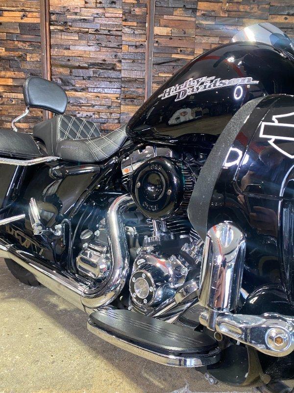 2014 HARLEY-DAVIDSON FLHX STREET GLIDE CRUISER