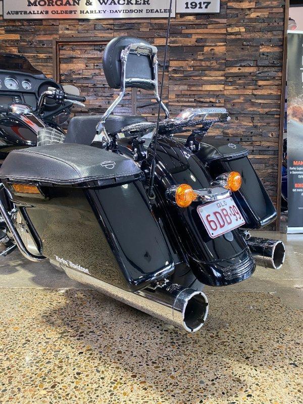 2014 HARLEY-DAVIDSON FLHX STREET GLIDE CRUISER