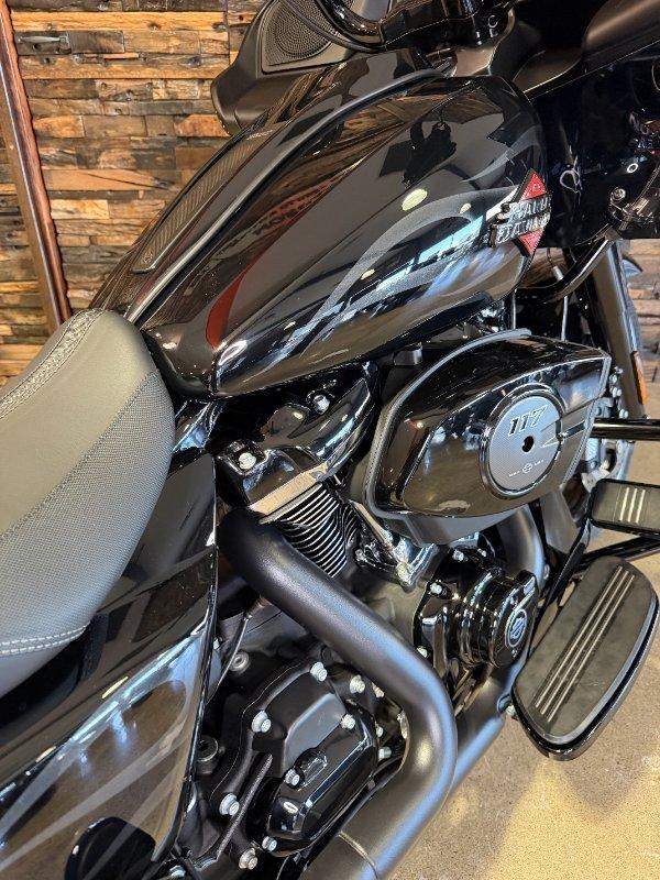 2025 HARLEY-DAVIDSON FLTRX ROAD GLIDE (117) TOURER