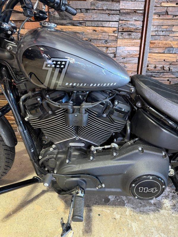 2022 HARLEY-DAVIDSON FXBBS STREET BOB (114) CRUISER
