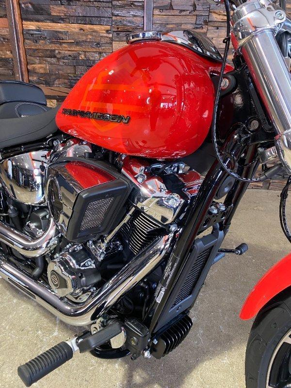2026 HARLEY-DAVIDSON FXBR BREAKOUT (117) SOFTAIL CRUISER
