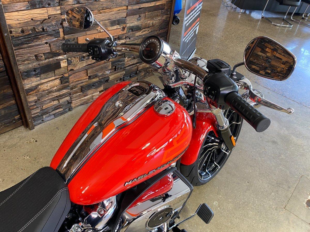 2026 HARLEY-DAVIDSON FXBR BREAKOUT (117) SOFTAIL CRUISER
