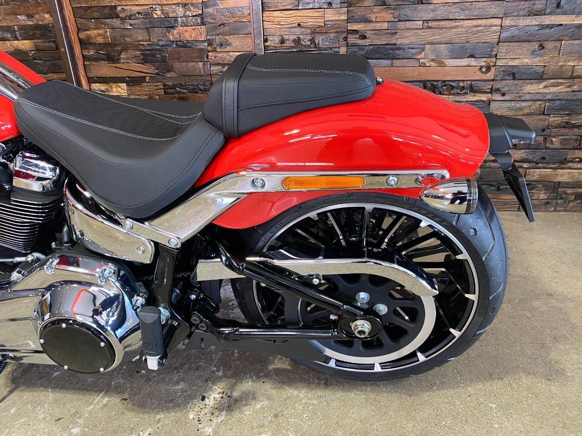 2026 HARLEY-DAVIDSON FXBR BREAKOUT (117) SOFTAIL CRUISER