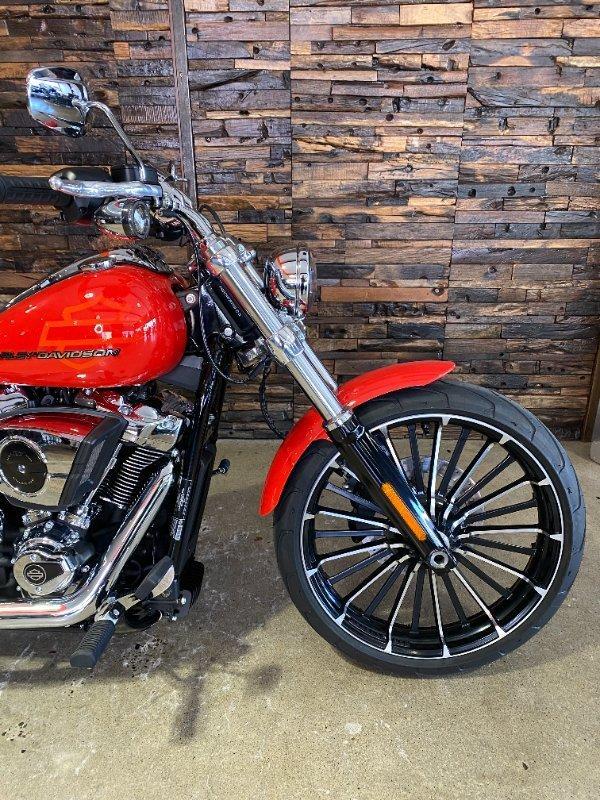 2026 HARLEY-DAVIDSON FXBR BREAKOUT (117) SOFTAIL CRUISER