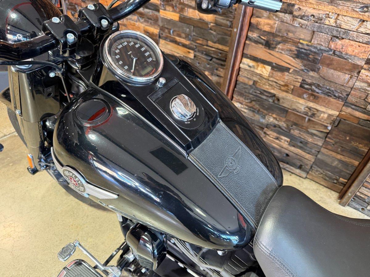 2017 HARLEY-DAVIDSON FLSTFBS FAT BOY S CRUISER