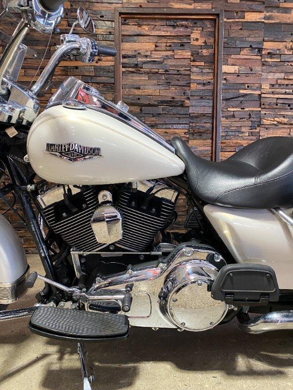2015 HARLEY-DAVIDSON FLHRC ROAD KING CLASSIC CRUISER