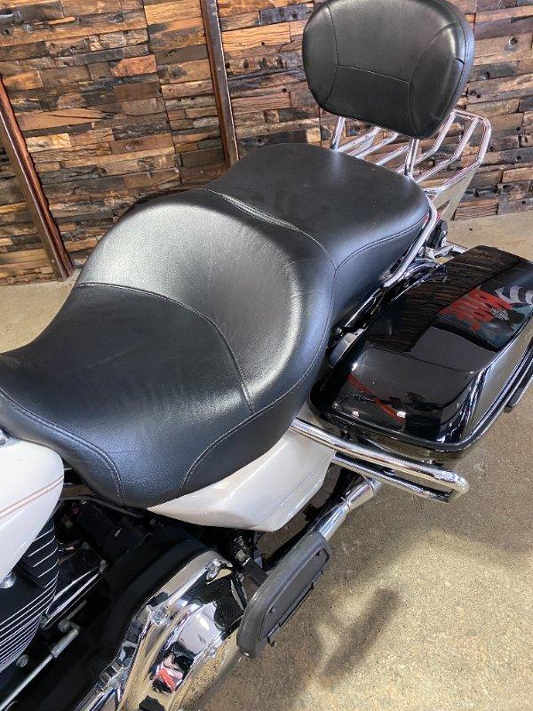 2015 HARLEY-DAVIDSON FLHRC ROAD KING CLASSIC CRUISER