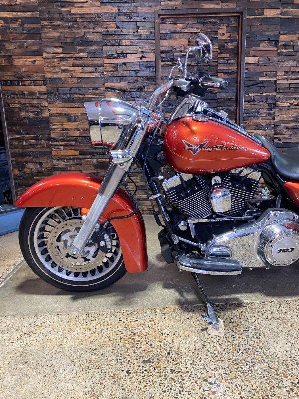 2011 HARLEY-DAVIDSON FLHR ROAD KING CRUISER