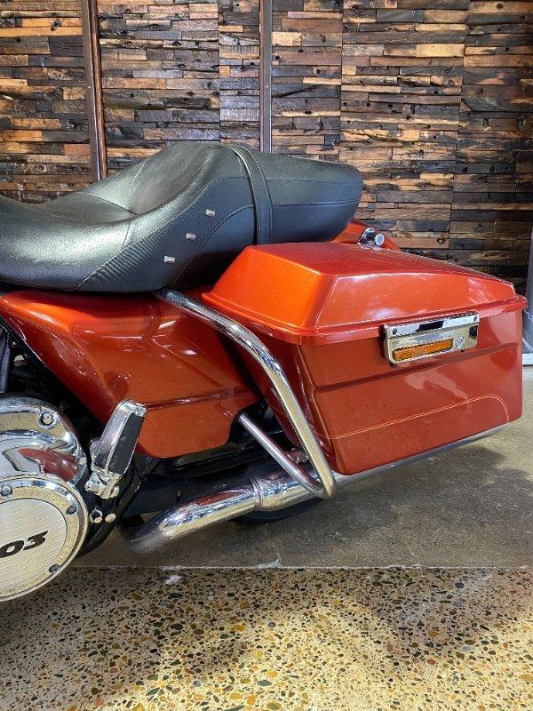 2011 HARLEY-DAVIDSON FLHR ROAD KING CRUISER