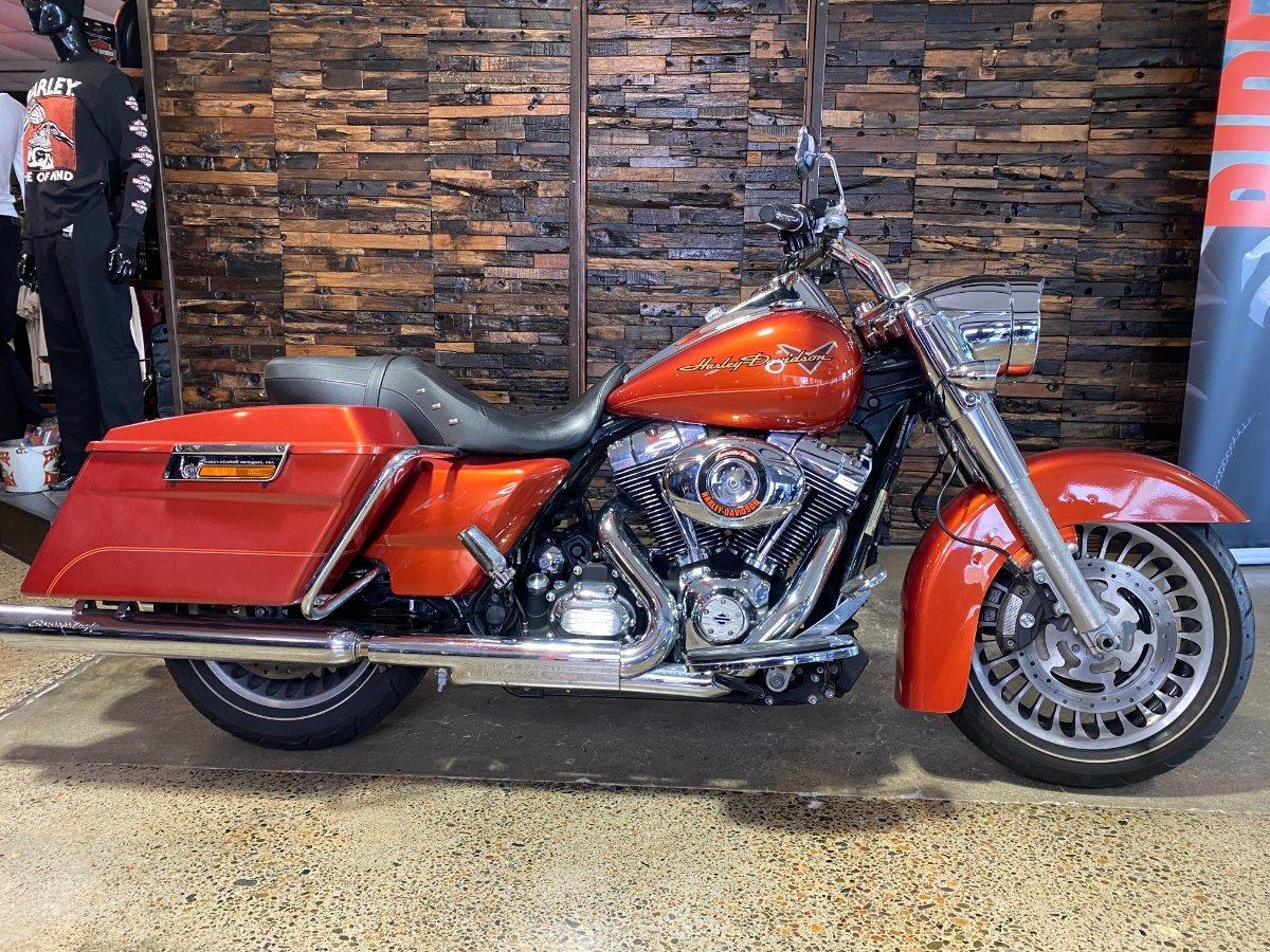 2011 HARLEY-DAVIDSON FLHR ROAD KING CRUISER