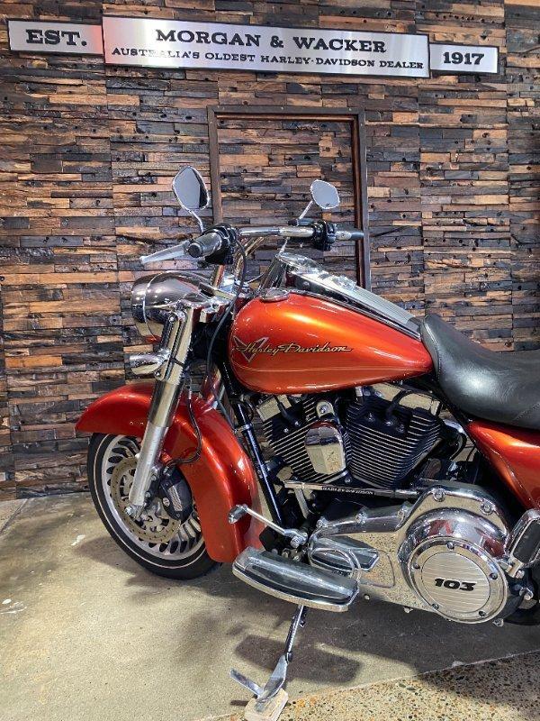 2011 HARLEY-DAVIDSON FLHR ROAD KING CRUISER
