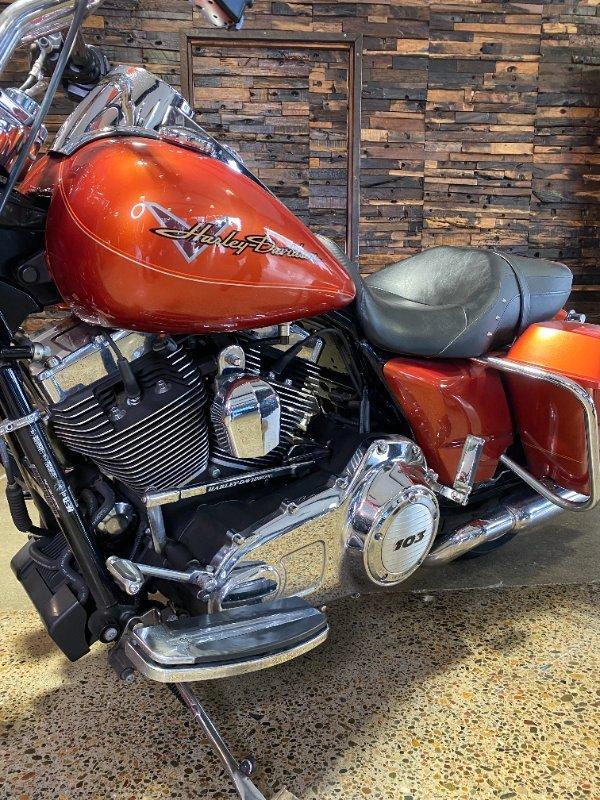 2011 HARLEY-DAVIDSON FLHR ROAD KING CRUISER