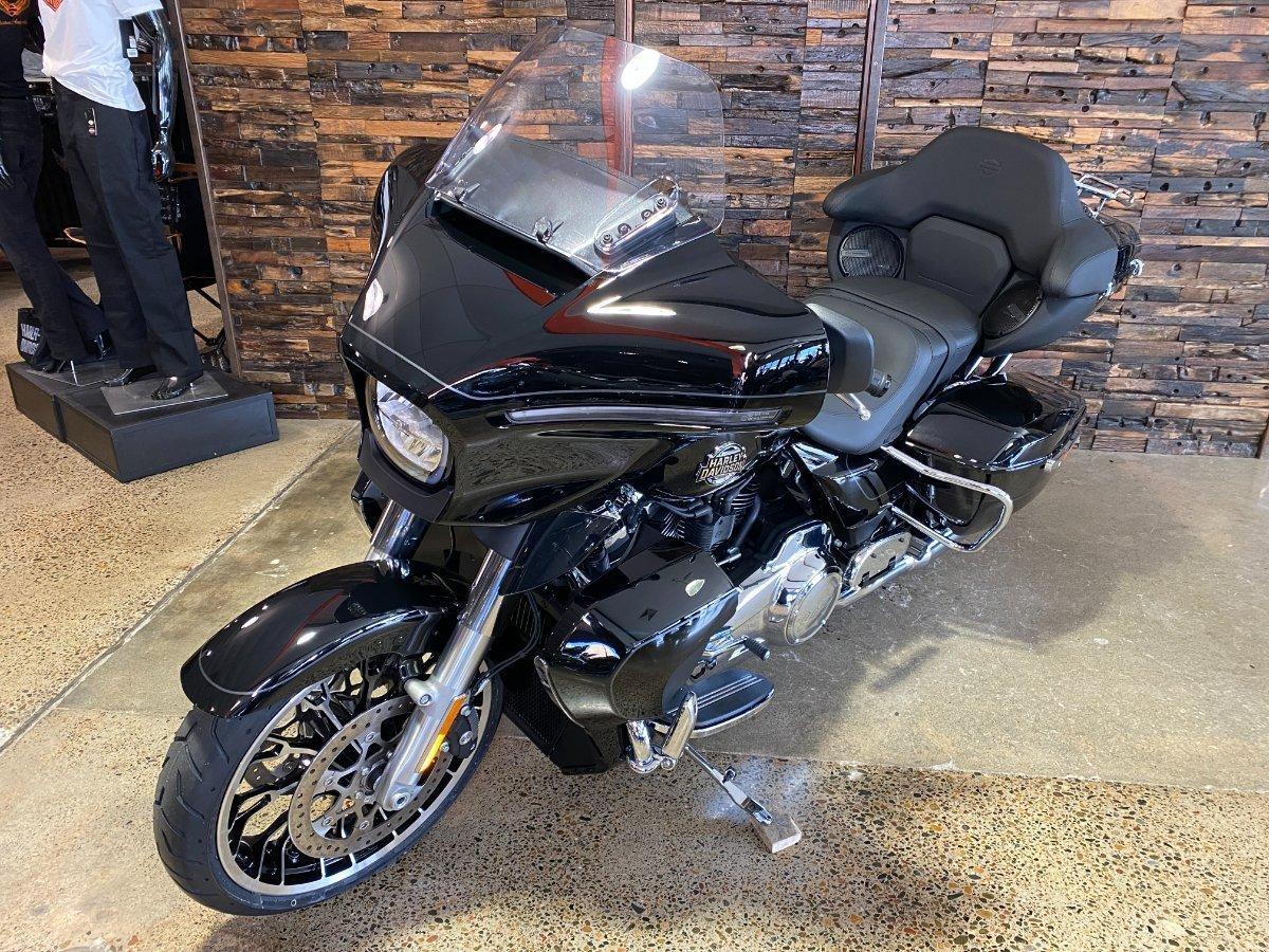 2026 HARLEY-DAVIDSON FLHXL STREET GLIDE LIMITED 117 CRUISER