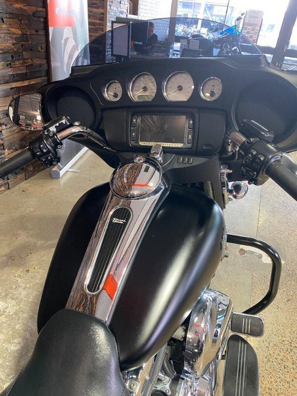 2015 HARLEY-DAVIDSON STREET GLIDE SPECIAL CRUISER