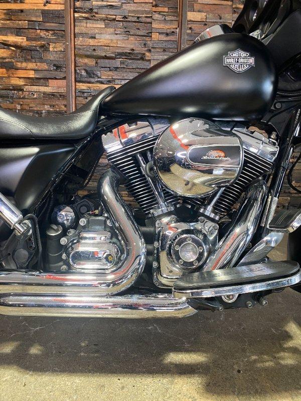 2015 HARLEY-DAVIDSON STREET GLIDE SPECIAL CRUISER