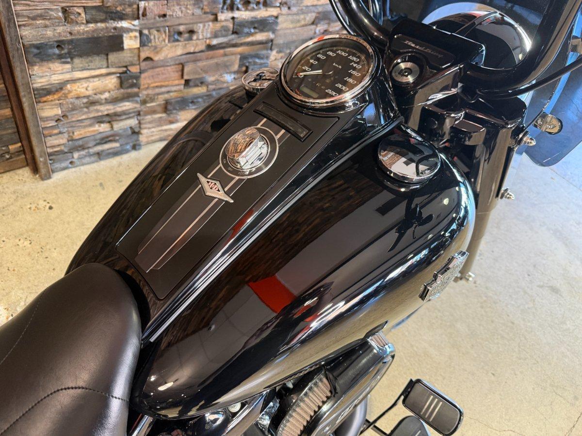 2023 HARLEY-DAVIDSON FLHRXS ROAD KING SPECIAL CRUISER