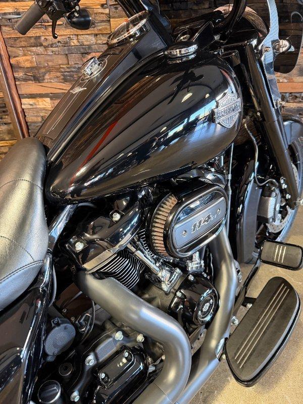 2023 HARLEY-DAVIDSON FLHRXS ROAD KING SPECIAL CRUISER