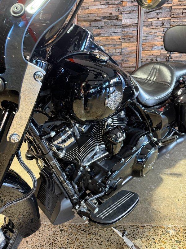 2023 HARLEY-DAVIDSON FLHRXS ROAD KING SPECIAL CRUISER